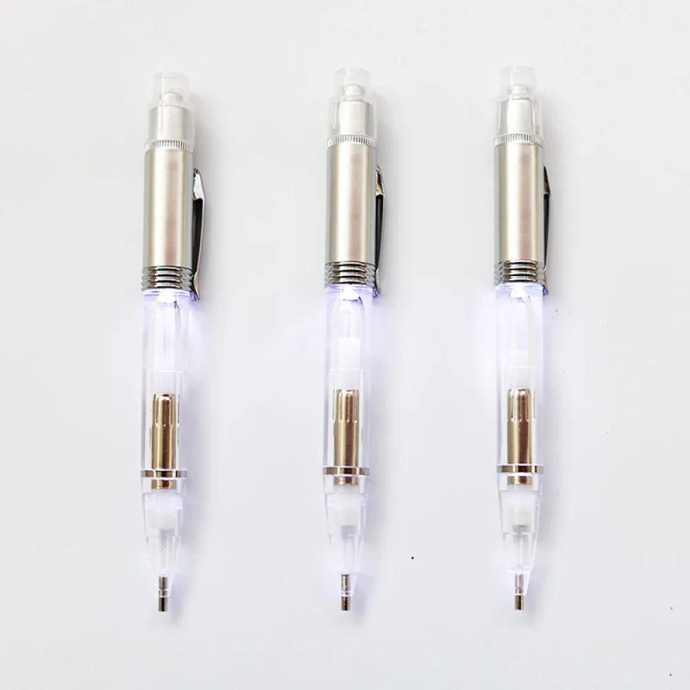 LED DIY Diamond Painting Pen with Light Drill Art Lighted Pen Applicator Bead Accessories Lighting Tool