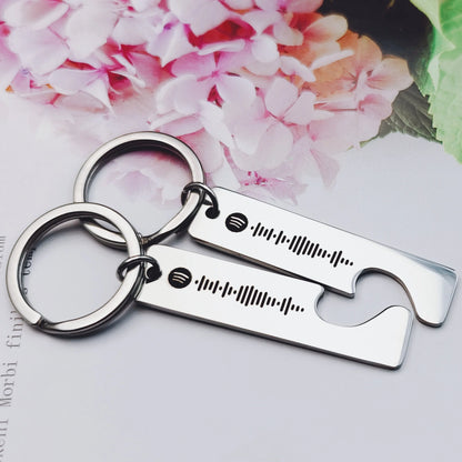 Stainless Personalized Heart Keychain Set Engraved Date and Name Custom Spotify Music Code KeyChain Car Love Keyring Gift Couple