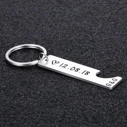 Stainless Personalized Heart Keychain Set Engraved Date and Name Custom Spotify Music Code KeyChain Car Love Keyring Gift Couple