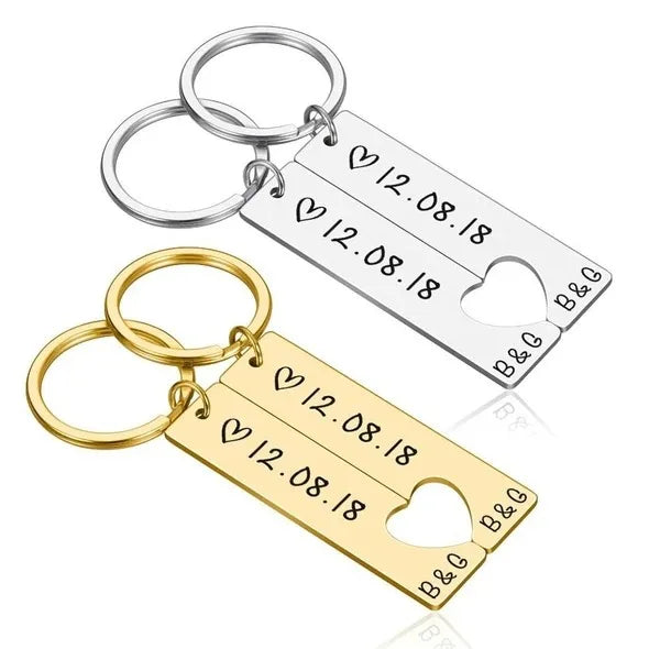 Stainless Personalized Heart Keychain Set Engraved Date and Name Custom Spotify Music Code KeyChain Car Love Keyring Gift Couple